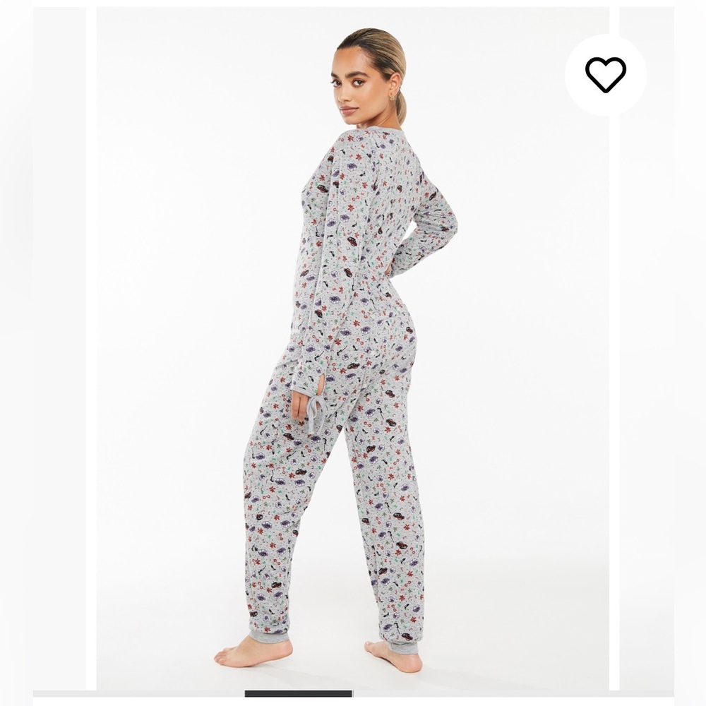 DISCONTINUED ‘Tis the Savage Savage X Fenty Pajama Onesie with Festive Prints XS